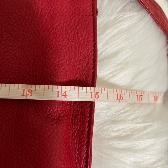 HOBO Pier Red Leather Shoulder Bag - Picture 6 of 8